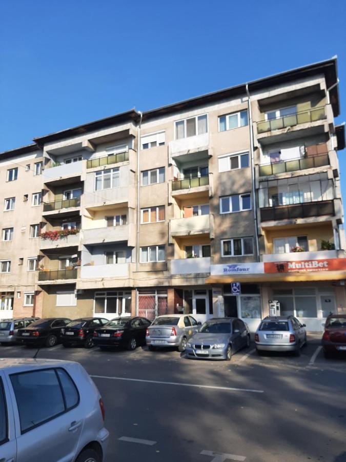 Eli Apartment Oradea Exterior photo